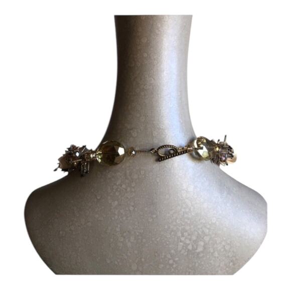 Handmade Romantic Reflective Large Oval Beads Ivory Roses Statement Necklace - Picture 7 of 7